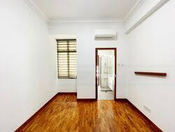 Parbury Hill Condominium (D16), Condominium #637740801